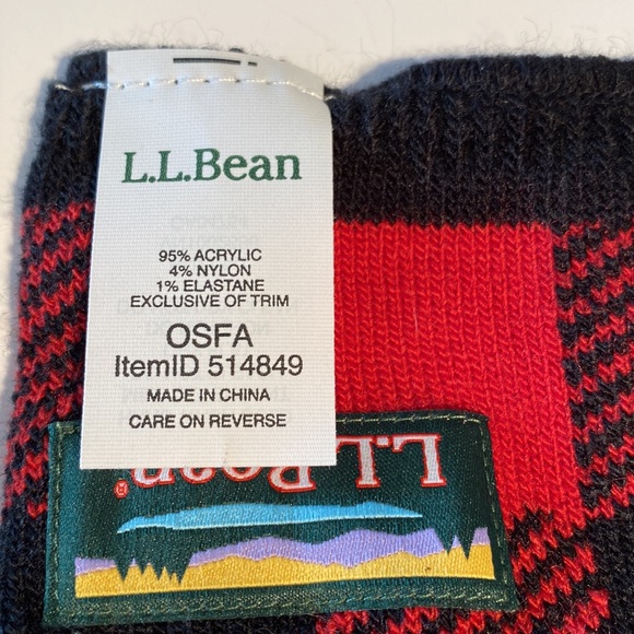 LL Bean winter scarf double sided red and black Buffalo check and LL Bean logo - Picture 4 of 5